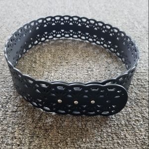 EXPRESS Black Cut-out Adjustable Waist Belt